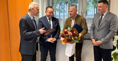 WhatsApp Image 2025-12-09 at 11.05.06.jpg